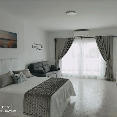 Benalsuite Estudio, Piscina Y Playa En Benalbeach, Benalmadena Exterior photo
